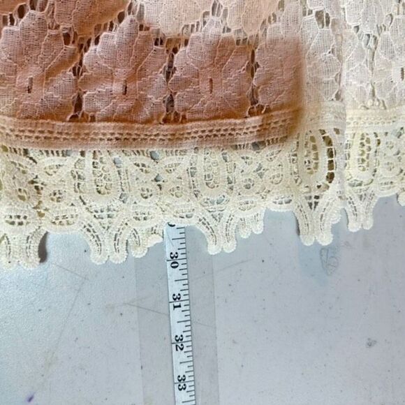 Boutique Women's Embroidered Lace Trim Tie Front Peasant Blouse Cream Size 3XL - Picture 11 of 11